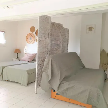 Archipel Ii C By Interhome